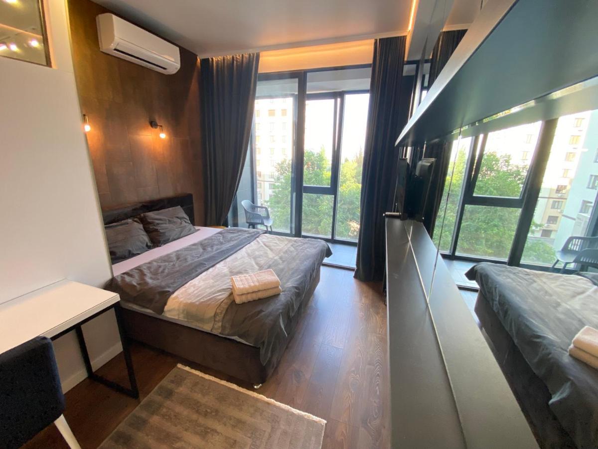 Rentnow Modern Lux Apartment In Centre Kisinyov Kültér fotó