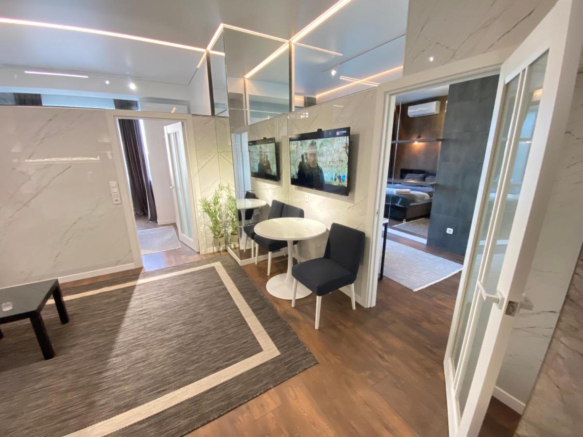 Rentnow Modern Lux Apartment In Centre Kisinyov Kültér fotó