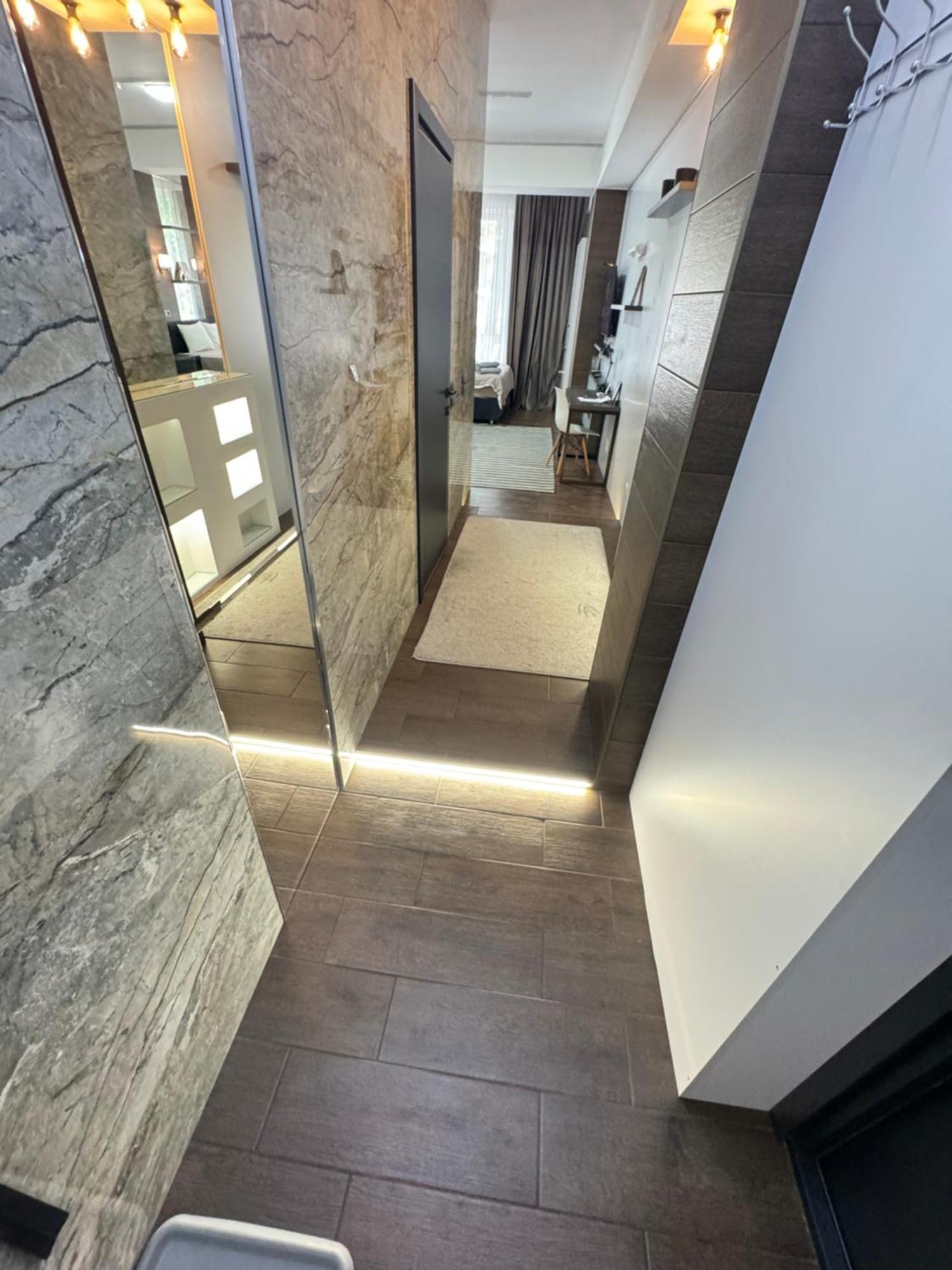 Rentnow Modern Lux Apartment In Centre Kisinyov Kültér fotó