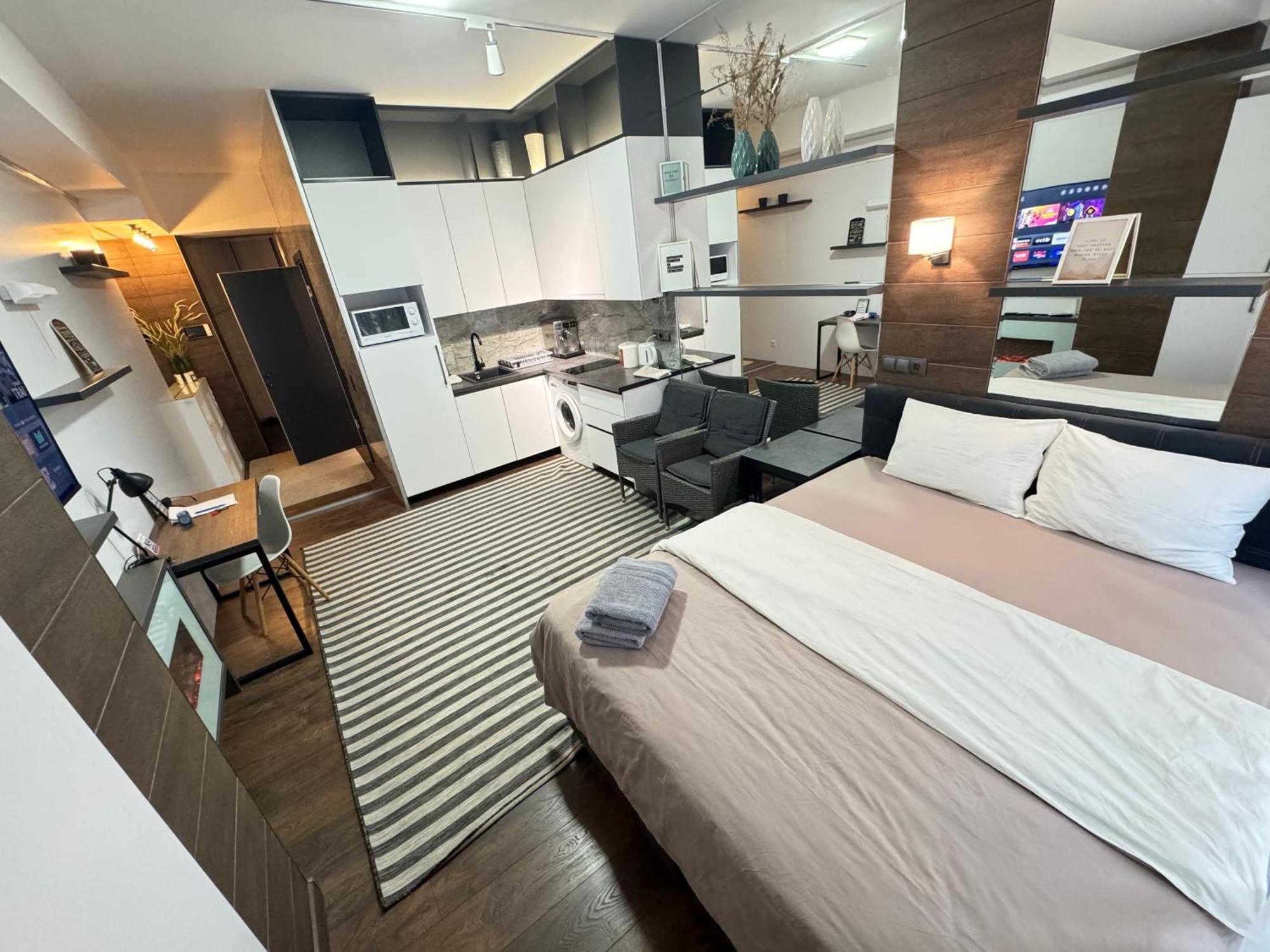 Rentnow Modern Lux Apartment In Centre Kisinyov Kültér fotó