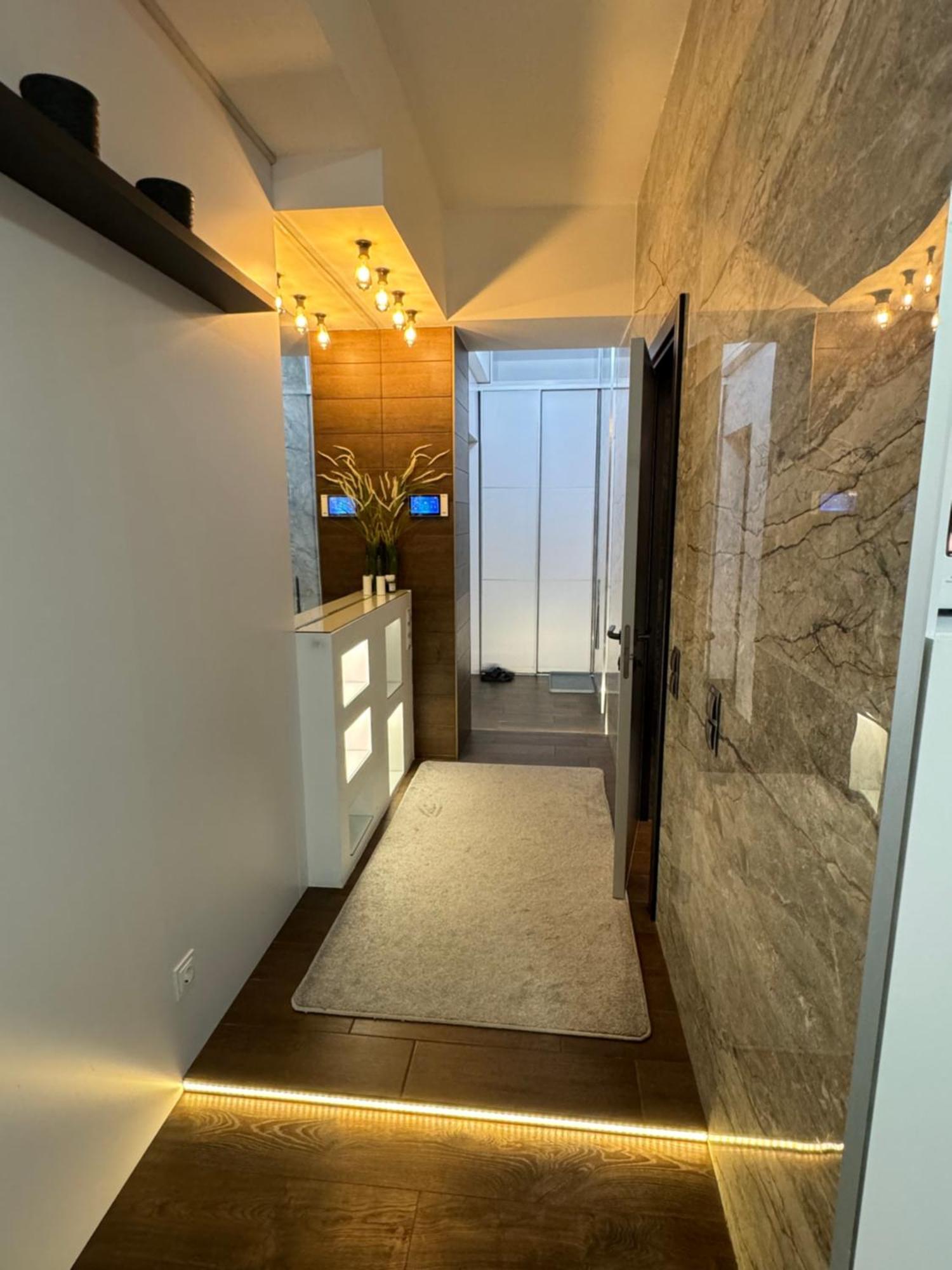 Rentnow Modern Lux Apartment In Centre Kisinyov Kültér fotó