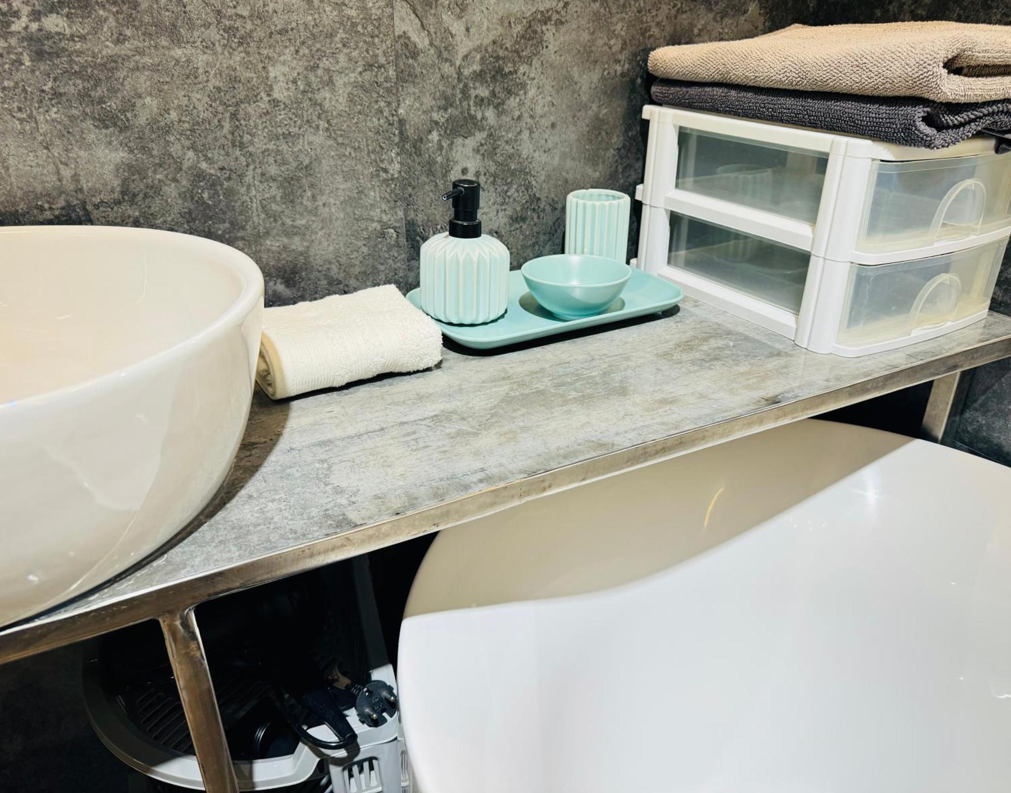 Rentnow Modern Lux Apartment In Centre Kisinyov Kültér fotó