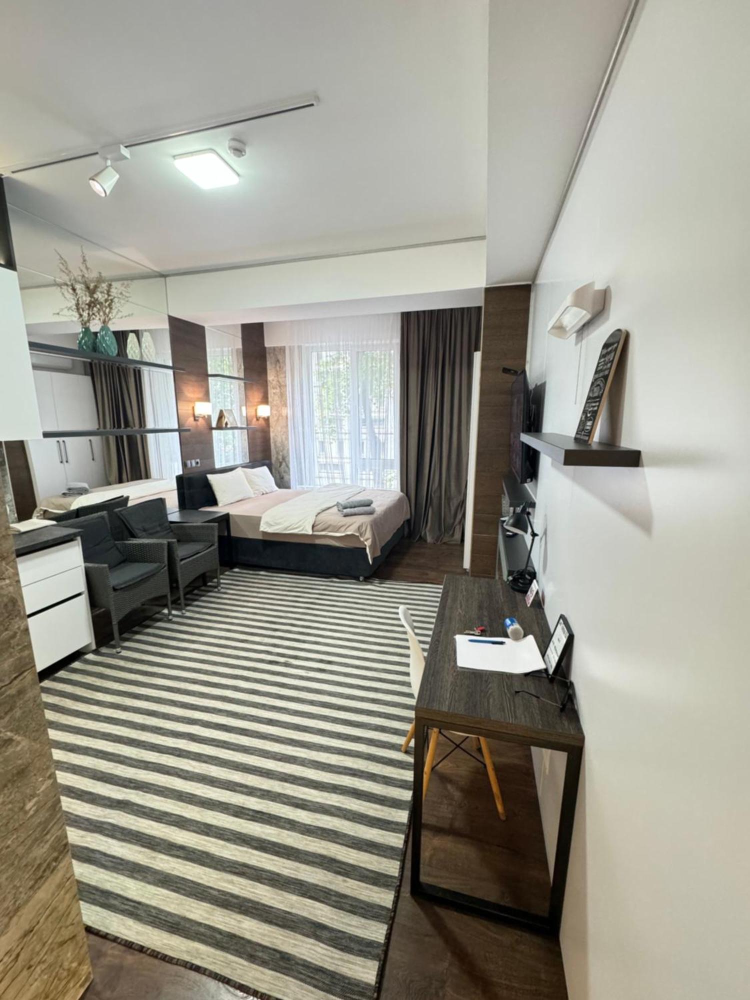 Rentnow Modern Lux Apartment In Centre Kisinyov Kültér fotó