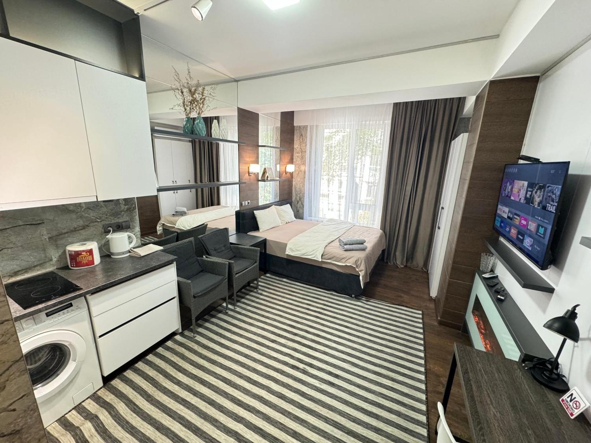 Rentnow Modern Lux Apartment In Centre Kisinyov Kültér fotó